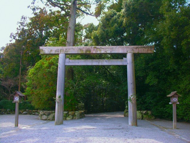 伊勢神宮の鳥居